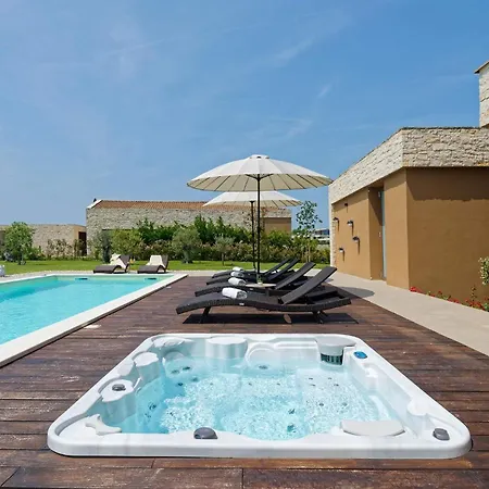 וילה Sanpadeo By Rent Istria ברטוניגלה