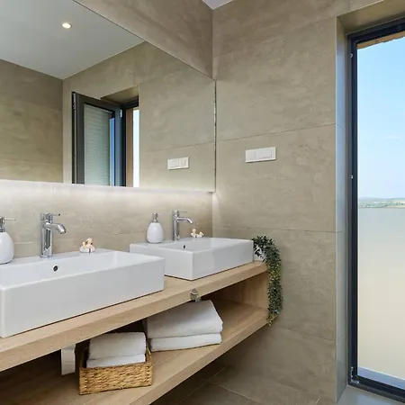 וילה Sanpadeo By Rent Istria