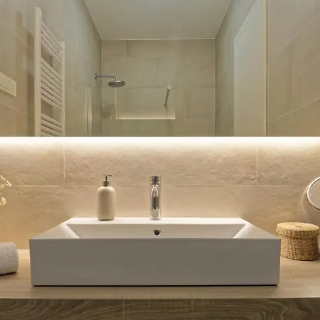 וילה Sanpadeo By Rent Istria ברטוניגלה