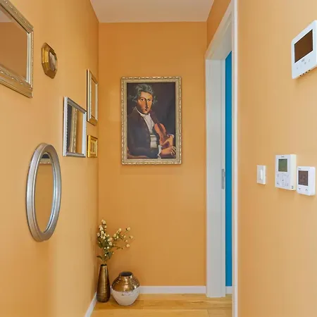 Sanpadeo By Rent Istria ברטוניגלה